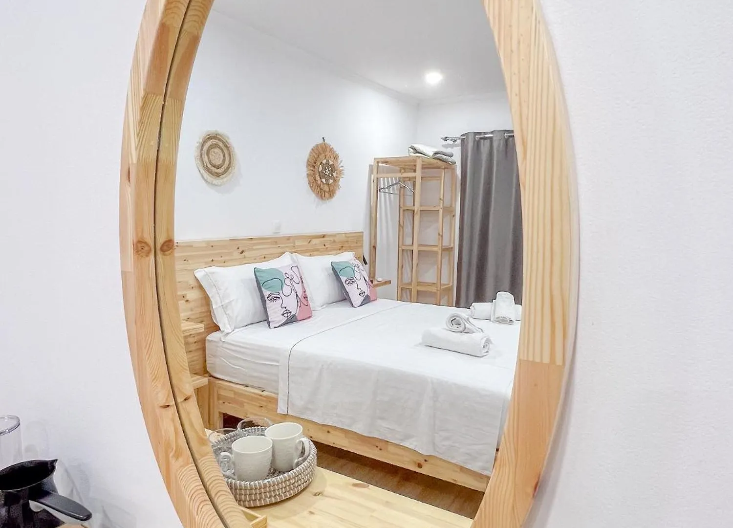 Village View Apartments Himare